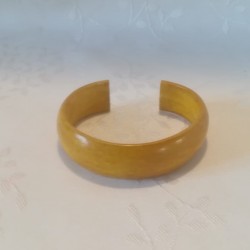 Bracelet en cuir jaune